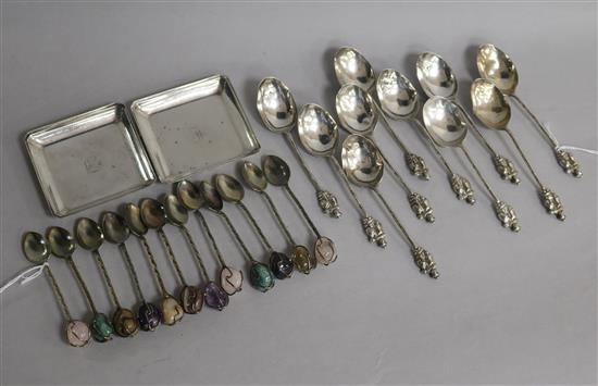 A set of 10 Chinese white metal apostle-type teaspoons and sundries,